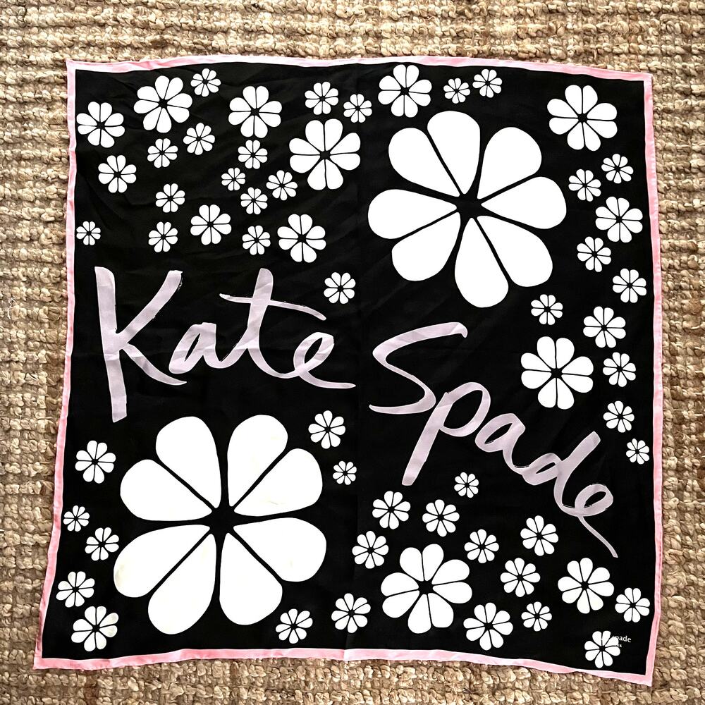 Kate Spade New York Flora 100% Silk Square Scarf 34" Black Pink Floral KS1001945